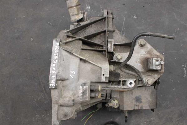 BOITE DE VITESSE MANUEL FORD FIESTA / MAZDA 2 1.4 16V ESSENCE - Vue 3